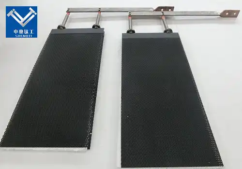 Precious metal oxide coated anodes
